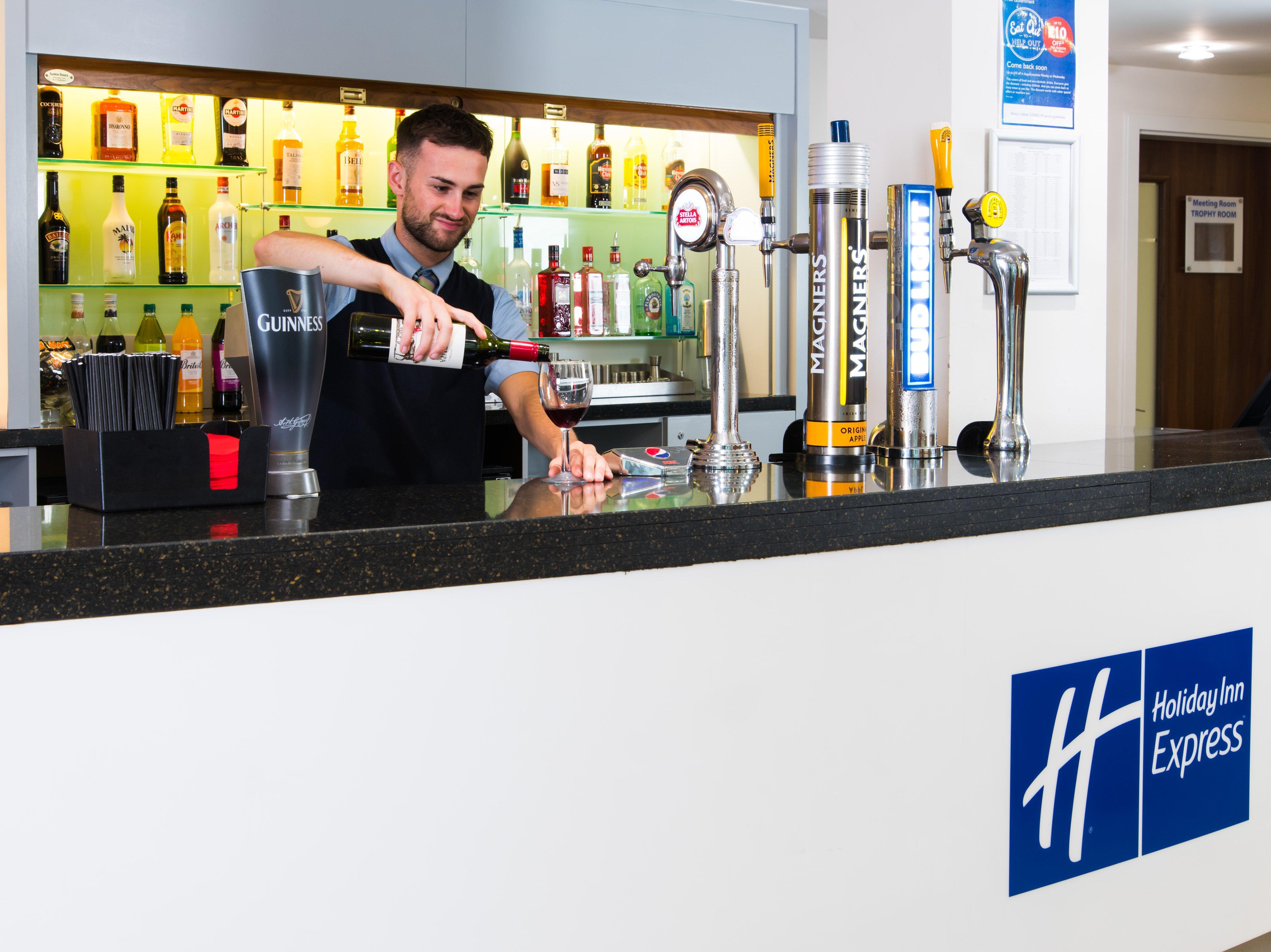 Holiday Inn Express Tamworth, An Ihg Hotel Экстерьер фото